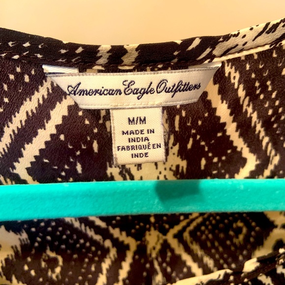 American Eagle Bohemian Style Top 🖤🤍 - Picture 3 of 4